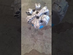 5 pouces corps de matrice PDC perceuse pour la forage de pierre diamant Perçage de spécifications API