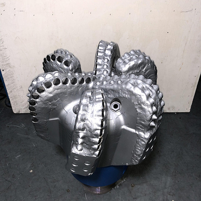 API Rock Bit  13.5 Inch 9 Nozzles  Pdc Cutter  Bit of Rock Drilling Tools