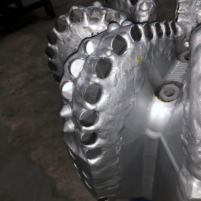 Down Hole Drilling Tool 17 " Oil Well Rock PDC Drill Bit Of  API Spec
