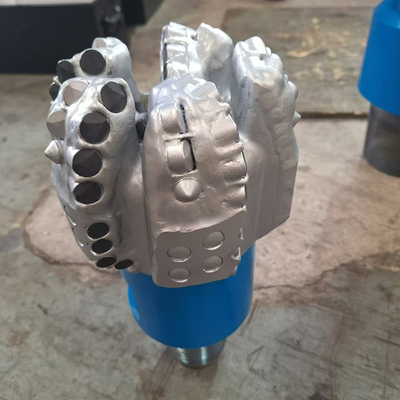 Oil Drilling Rock Bits  5-1/2 " PDC Drillling  Bit Of  Diamond Drilling Tool