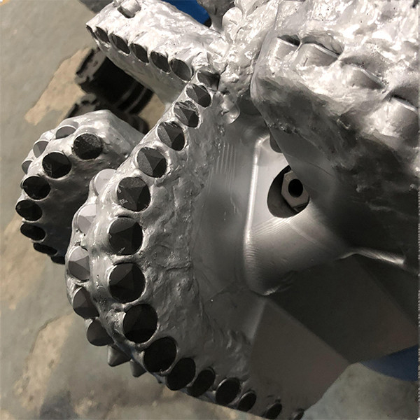 Durable 10-1/2 Inch PDC Rock Drill Bit For Mining And Oilfield Applications
