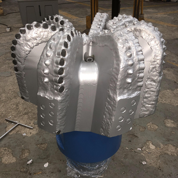 API Specification Rock  Bit 17-1/2 Inch 7 Blades PDC Diamond Insert Bit Of Hard Rock Drill Bit