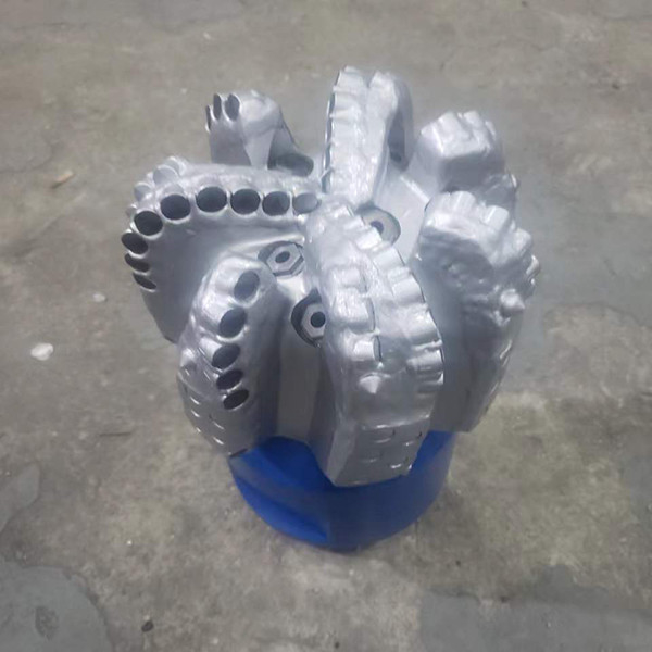 PDC Button Bit 9 Inch 7 Blades API Rock Bit  Of  Diamond Drilling tool