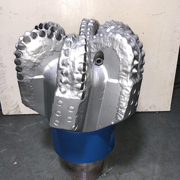 API Rock Bit  13.5 Inch 9 Nozzles  Pdc Cutter  Bit of Rock Drilling Tools