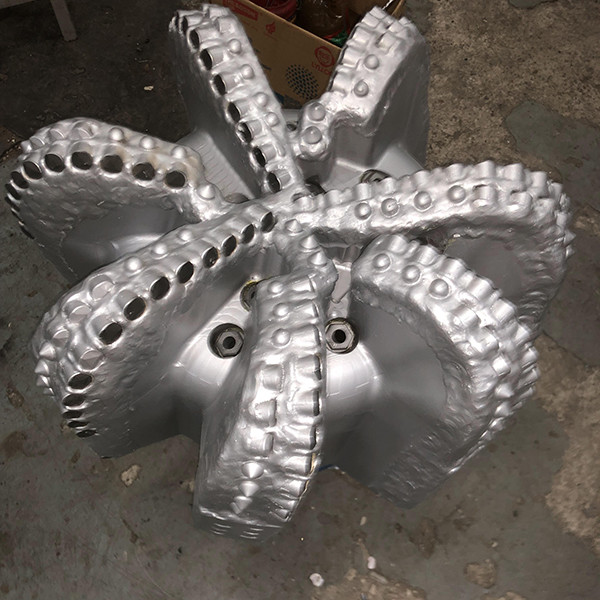 API Specification Rock  Bit 17-1/2 Inch 7 Blades PDC Diamond Insert Bit Of Hard Rock Drill Bit