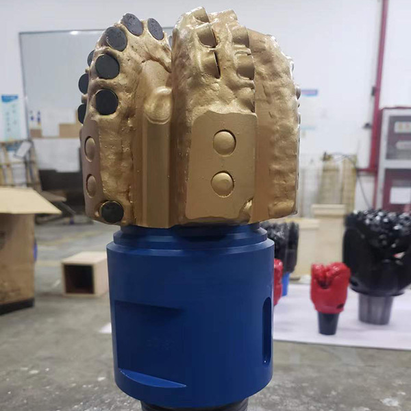 Fixed Cutter PDC Drilling Bits  6 -1/2  Inch  Rock Drill Tool of  API Spec