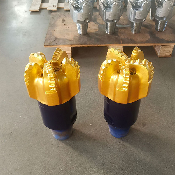 Hard Rock Drill Bit   8 Inch 6 Blades  Matrix Body PDC Drill Bit  Of Oil Rig Drill Bit