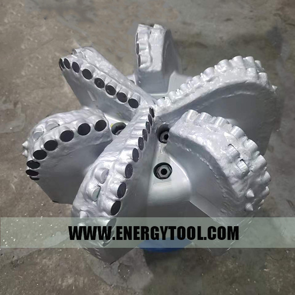 PDC Diamond Bit 17-1/2inch API Connection 7-5/8 of Oil Rock Drilling Tool