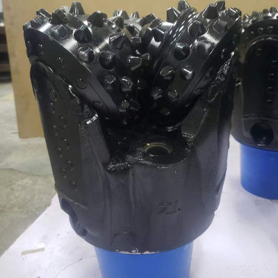 Trépan Tricône 8 1/2 Pouces IADC 637 Spécification API de Forage de Puits