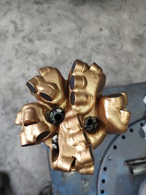 4.5 pouces (114,3 mm) M516 Forage PDC Pour le forage minier du pétrole et du gaz